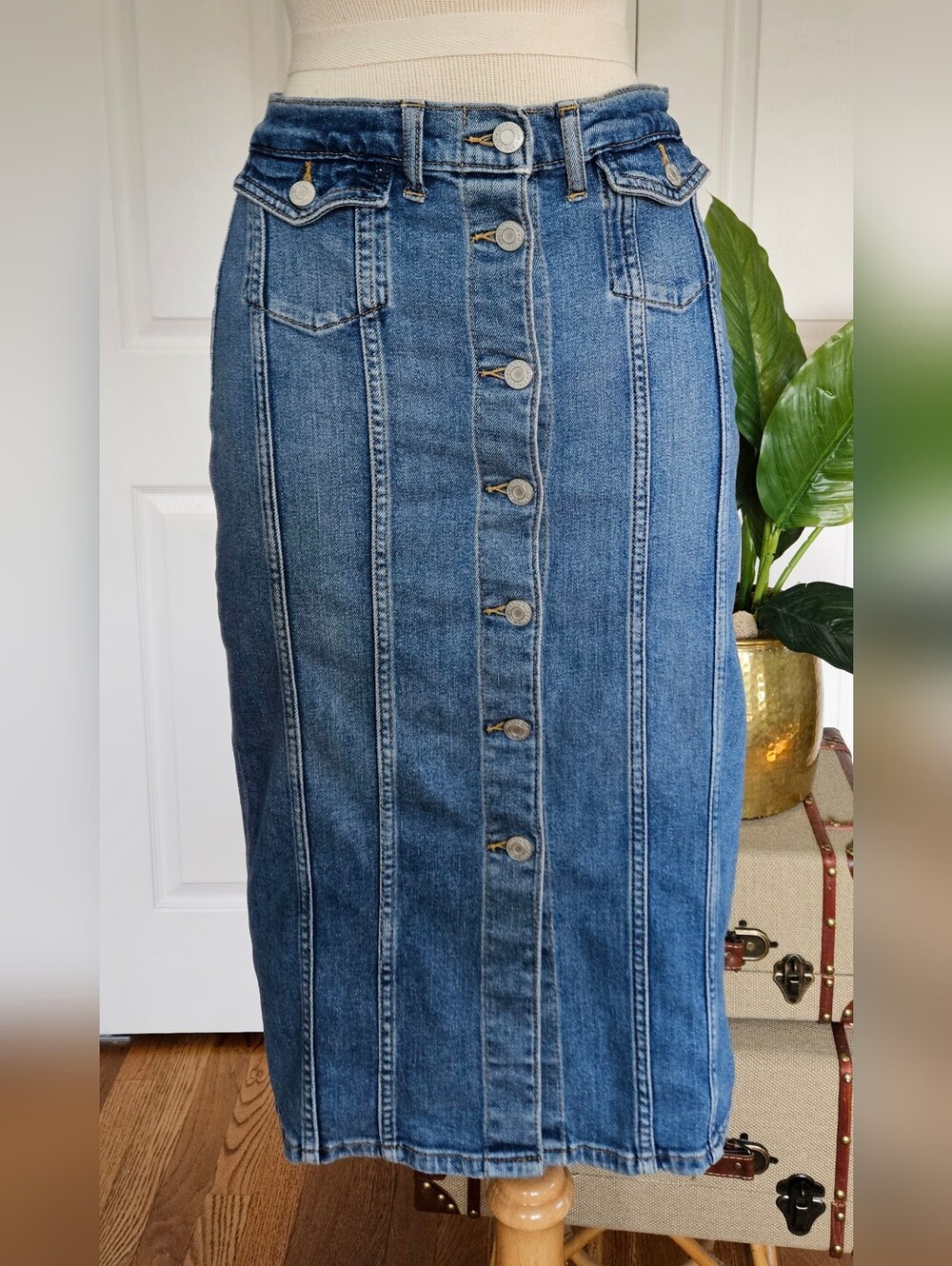 Gap 196 70s Revival High Waist Fitted Pencil Silhouette Denim Skirt Size 26